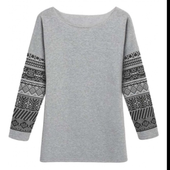 GRAY GEOMETRIC SLEEVE SWEATSHIRT - Picture 2 of 7